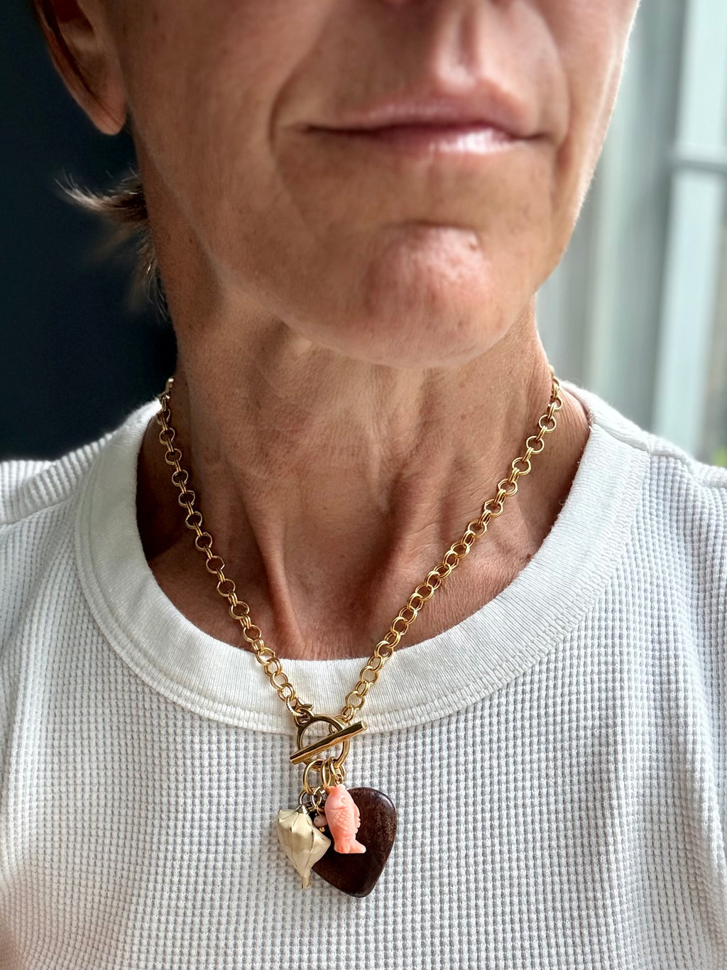 Vintage Enamel Shell and Wood Heart Necklace — Sea Charm Cluster 18"