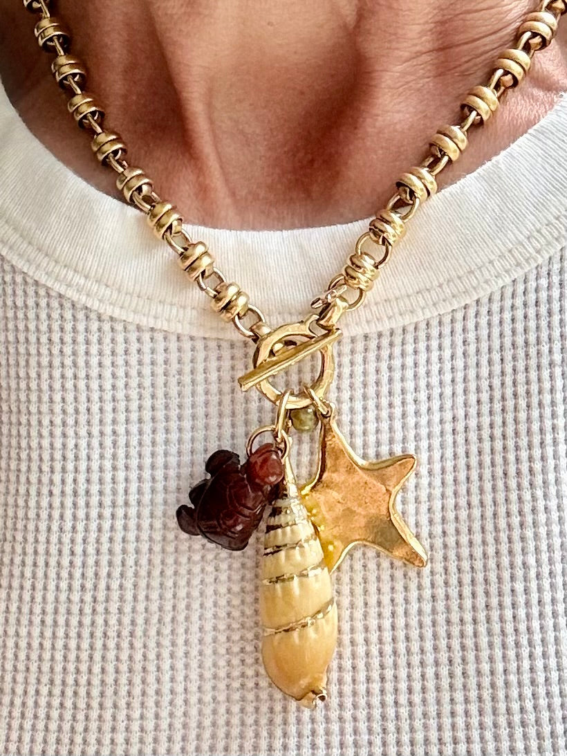 Vintage Trifari Shell Pendant Necklace — Sea Charm Cluster 18"